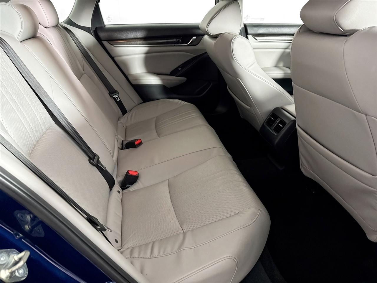 Honda Accord Hybrid Touring Sedan 2018