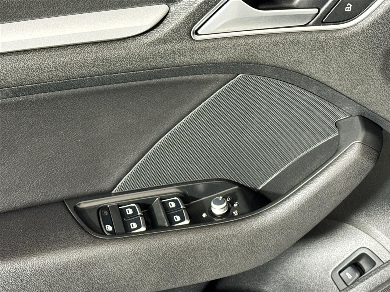 Audi A3 4dr Sdn quattro 2.0T Premium 2016