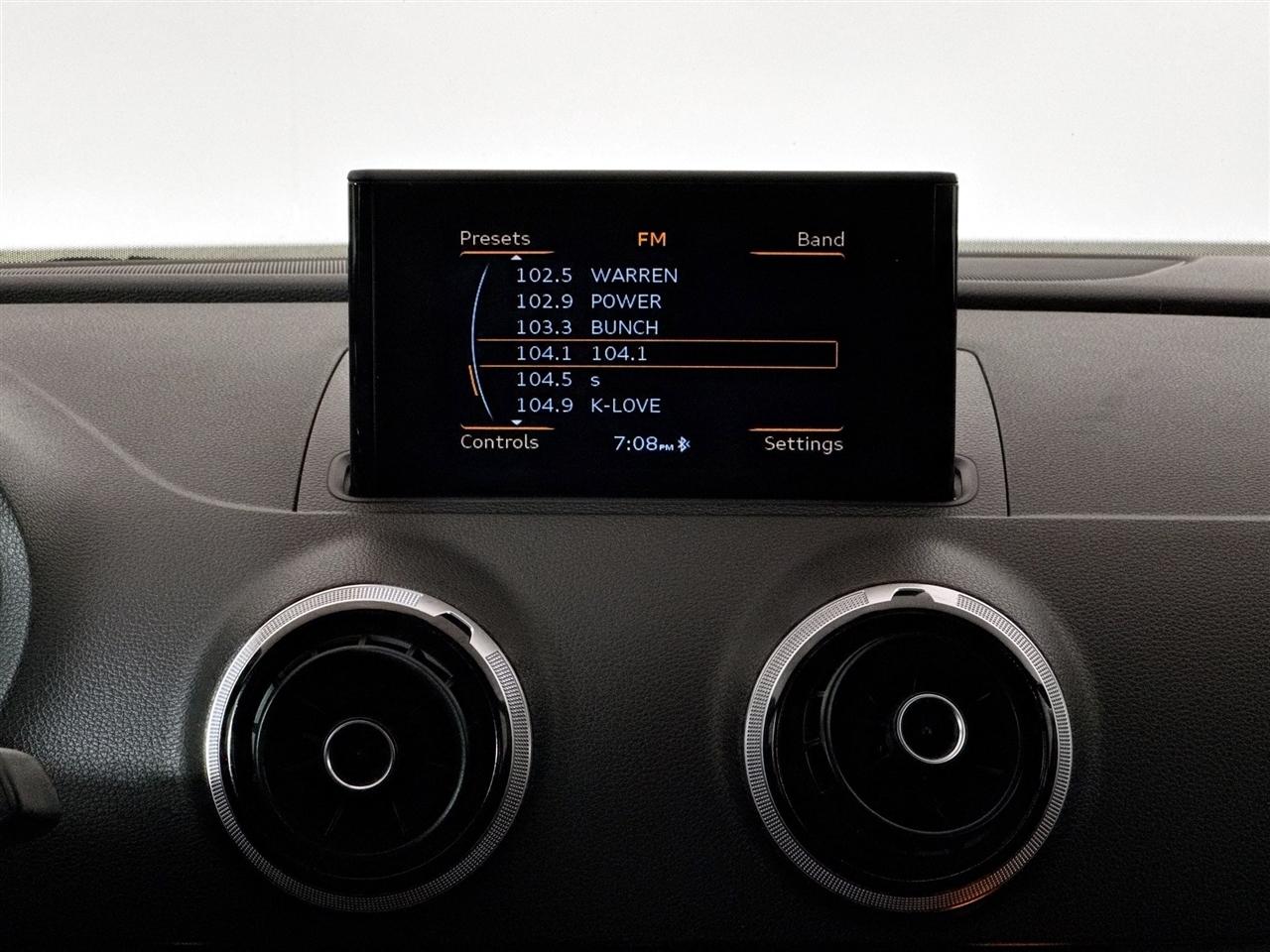 Audi A3 4dr Sdn quattro 2.0T Premium 2016