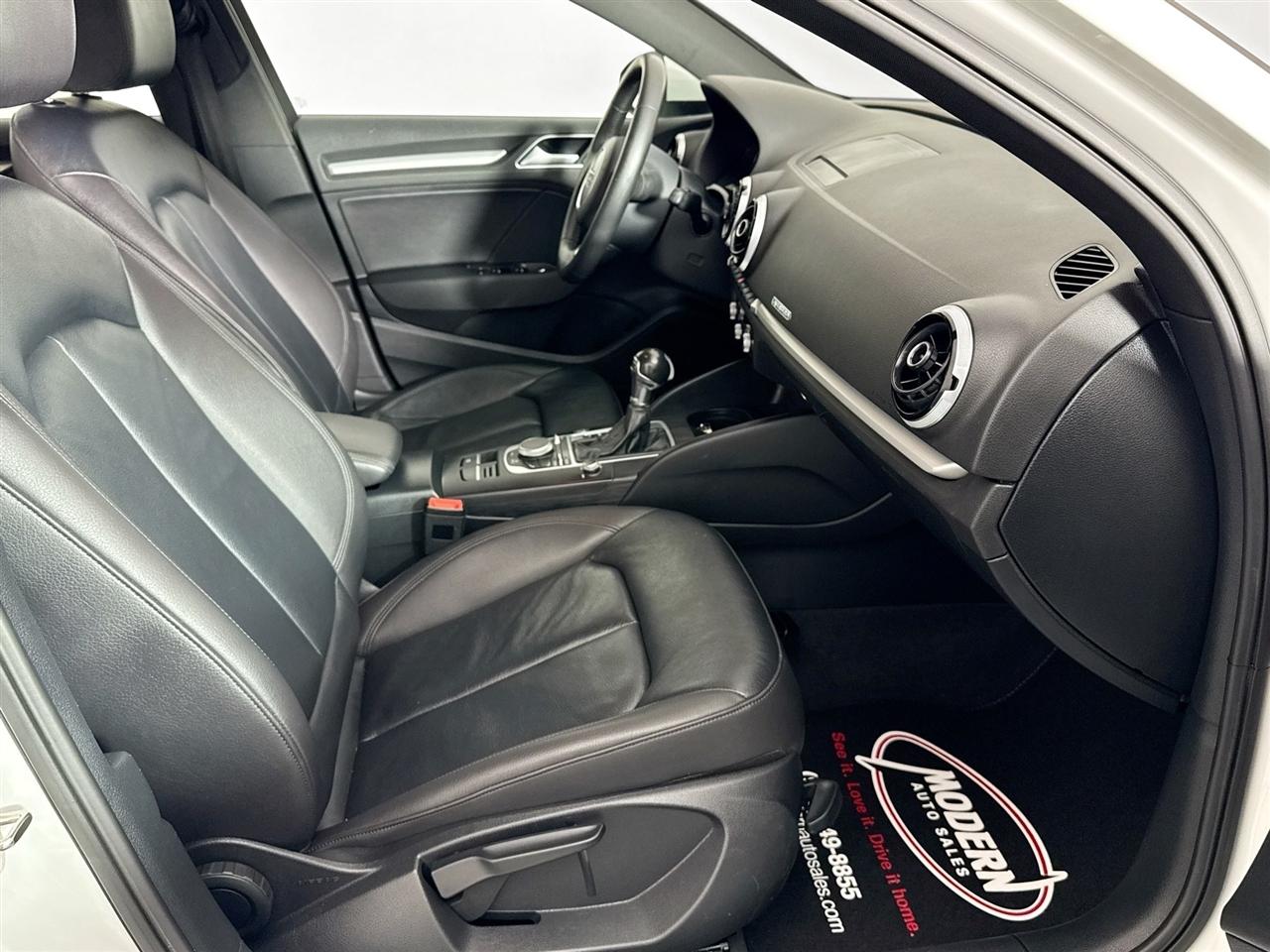 Audi A3 4dr Sdn quattro 2.0T Premium 2016