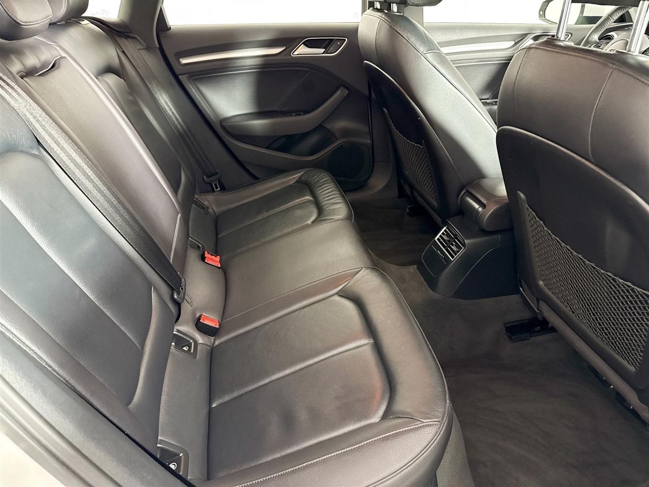 Audi A3 4dr Sdn quattro 2.0T Premium 2016