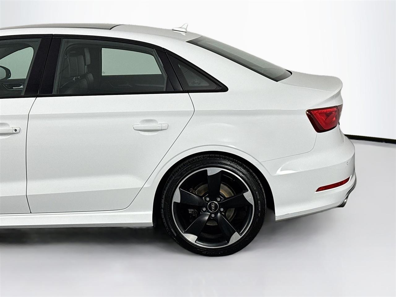 Audi A3 4dr Sdn quattro 2.0T Premium 2016