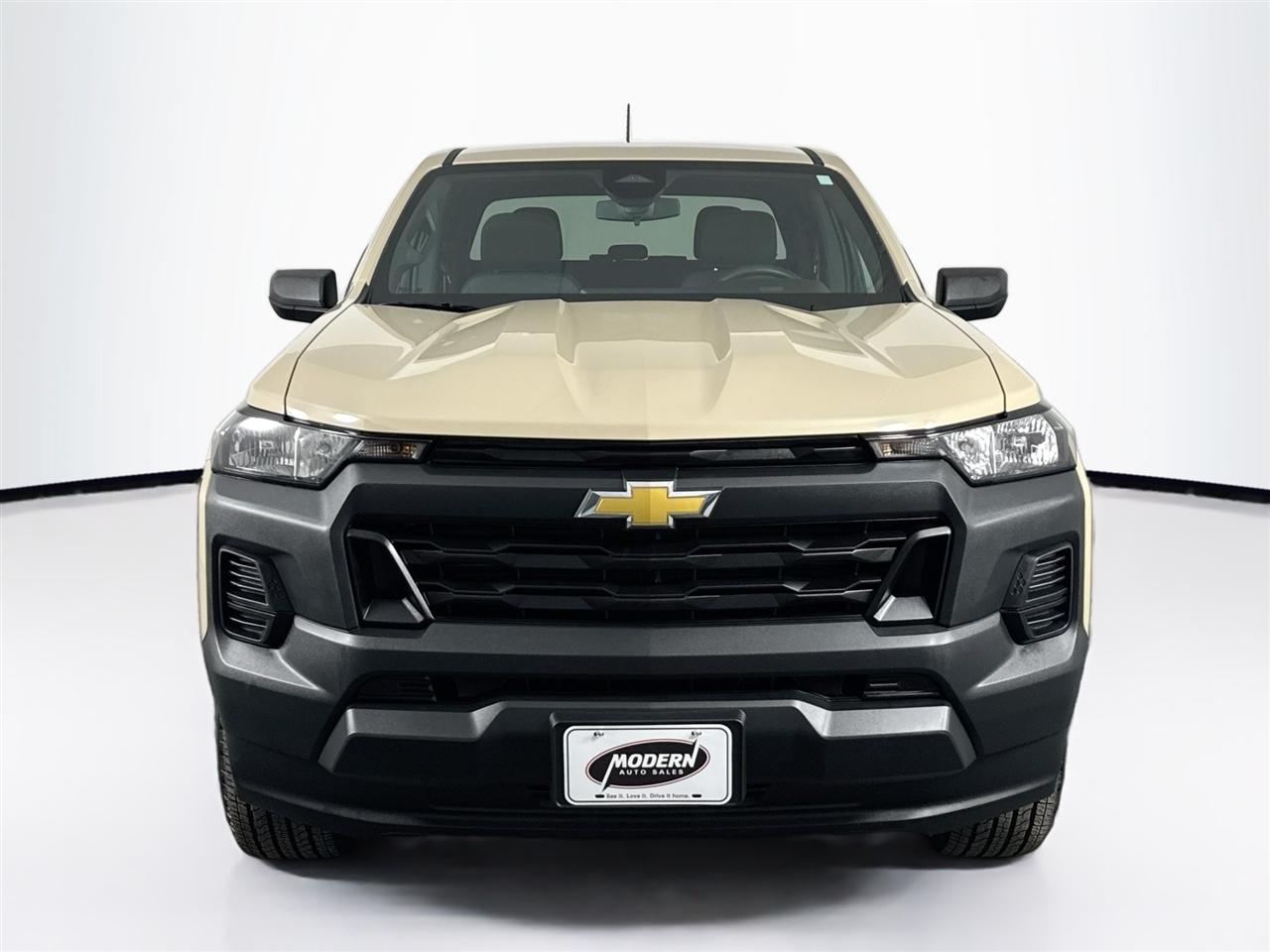 Chevrolet Colorado 2WD Crew Cab WT 2024