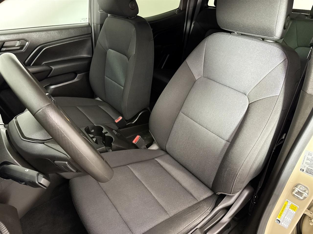 Chevrolet Colorado 2WD Crew Cab WT 2024