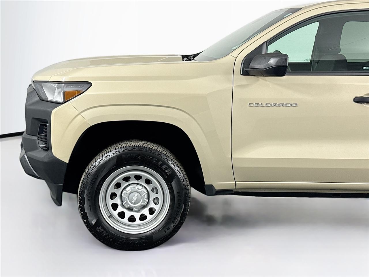 Chevrolet Colorado 2WD Crew Cab WT 2024