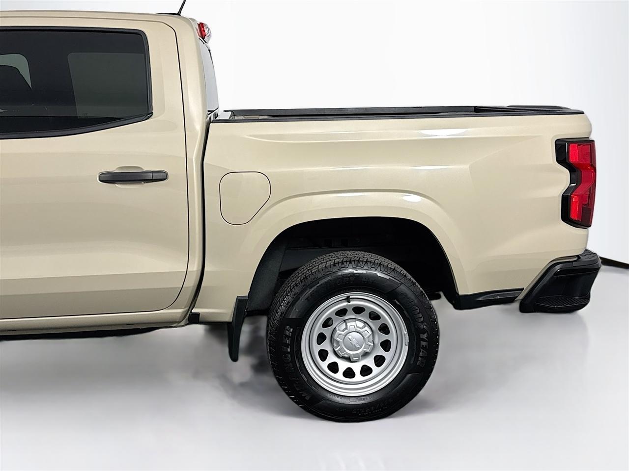 Chevrolet Colorado 2WD Crew Cab WT 2024