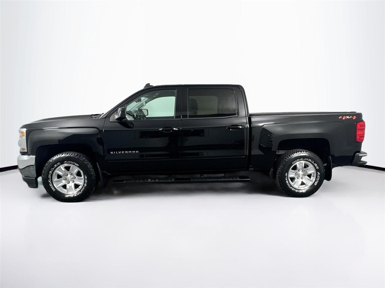 Chevrolet Silverado 1500 4WD Crew Cab 143.5" LT w/1LT 2018