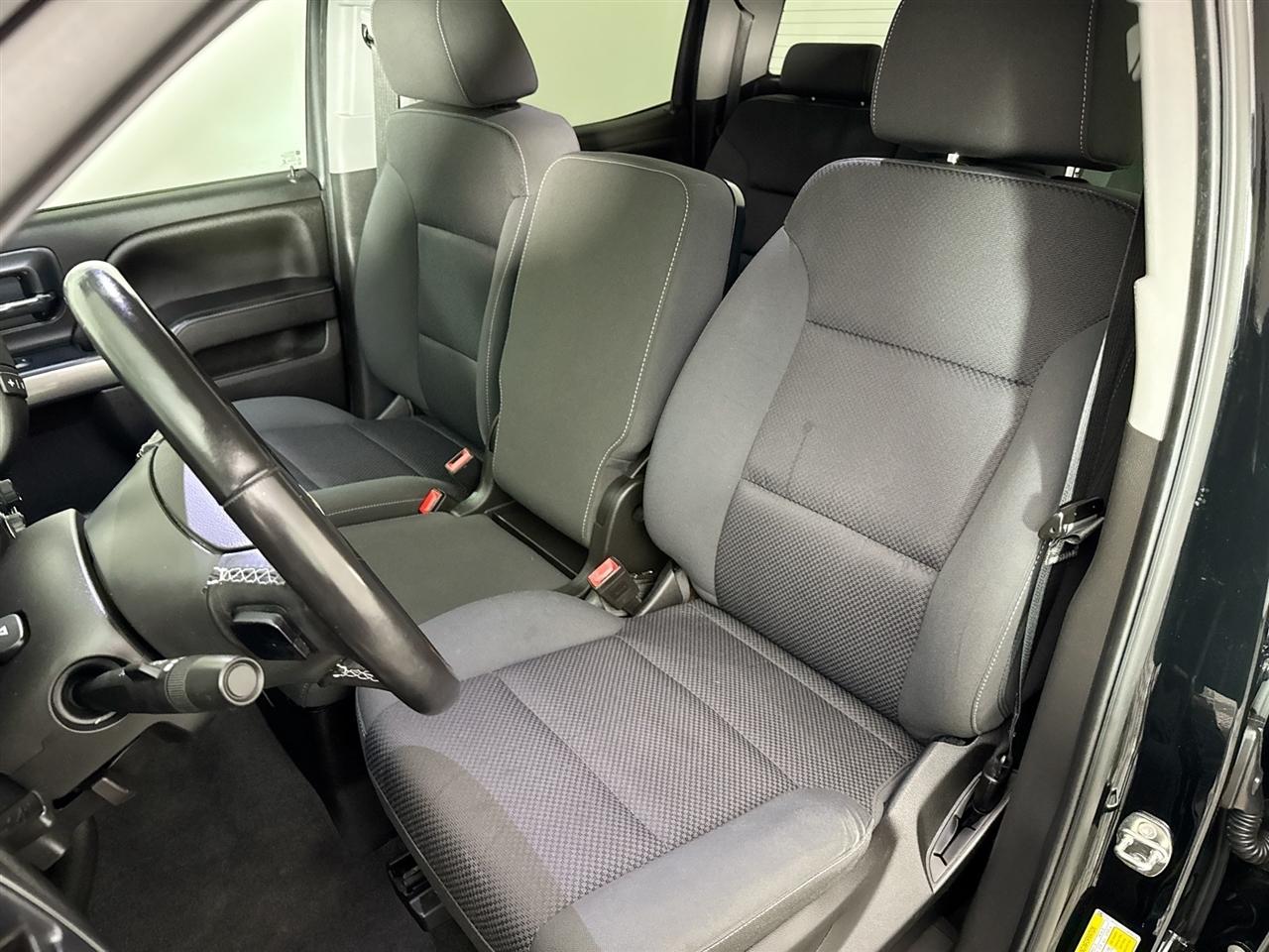 Chevrolet Silverado 1500 4WD Crew Cab 143.5" LT w/1LT 2018