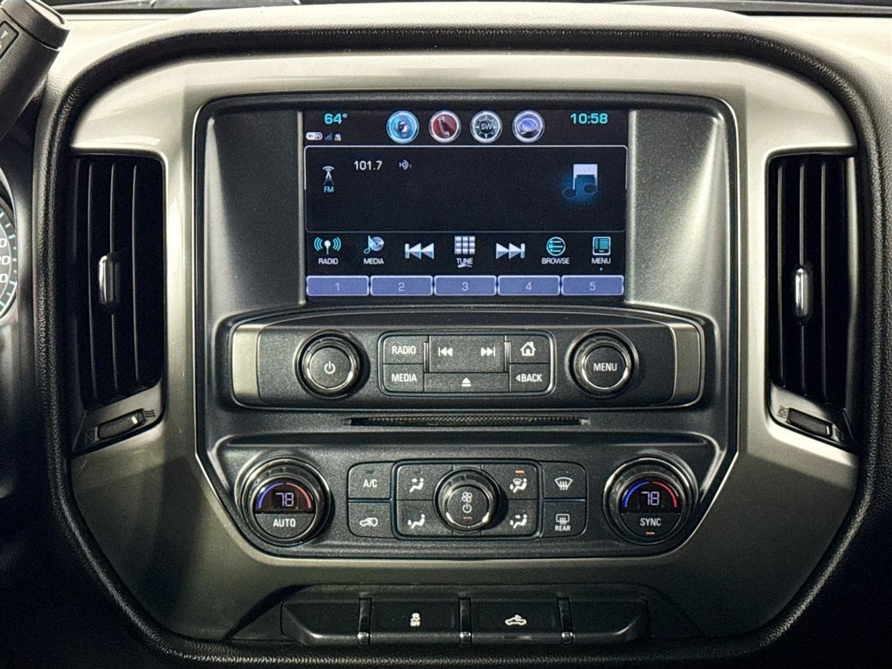 Chevrolet Silverado 1500 4WD Crew Cab 143.5" LT w/1LT 2018