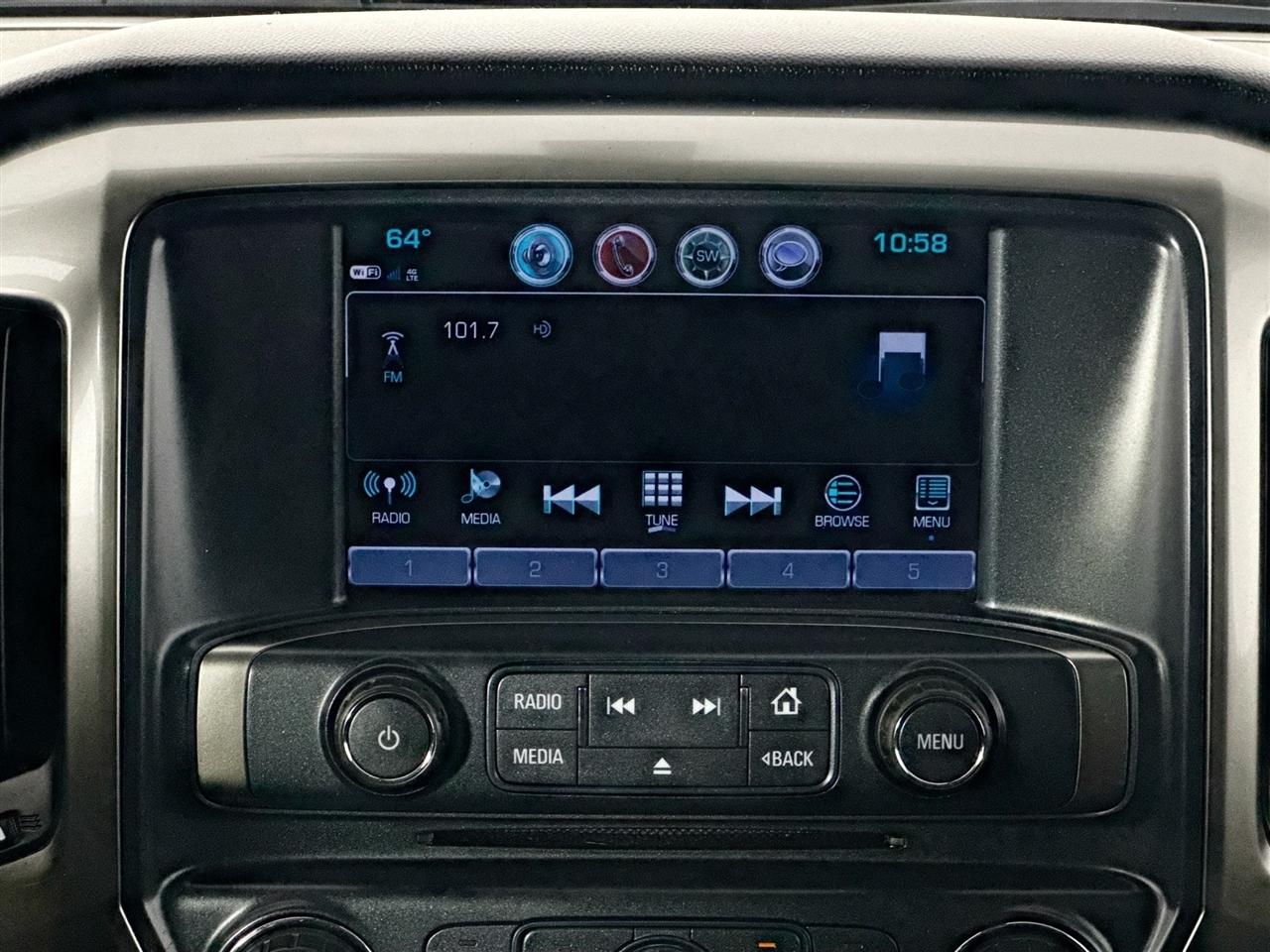 Chevrolet Silverado 1500 4WD Crew Cab 143.5" LT w/1LT 2018