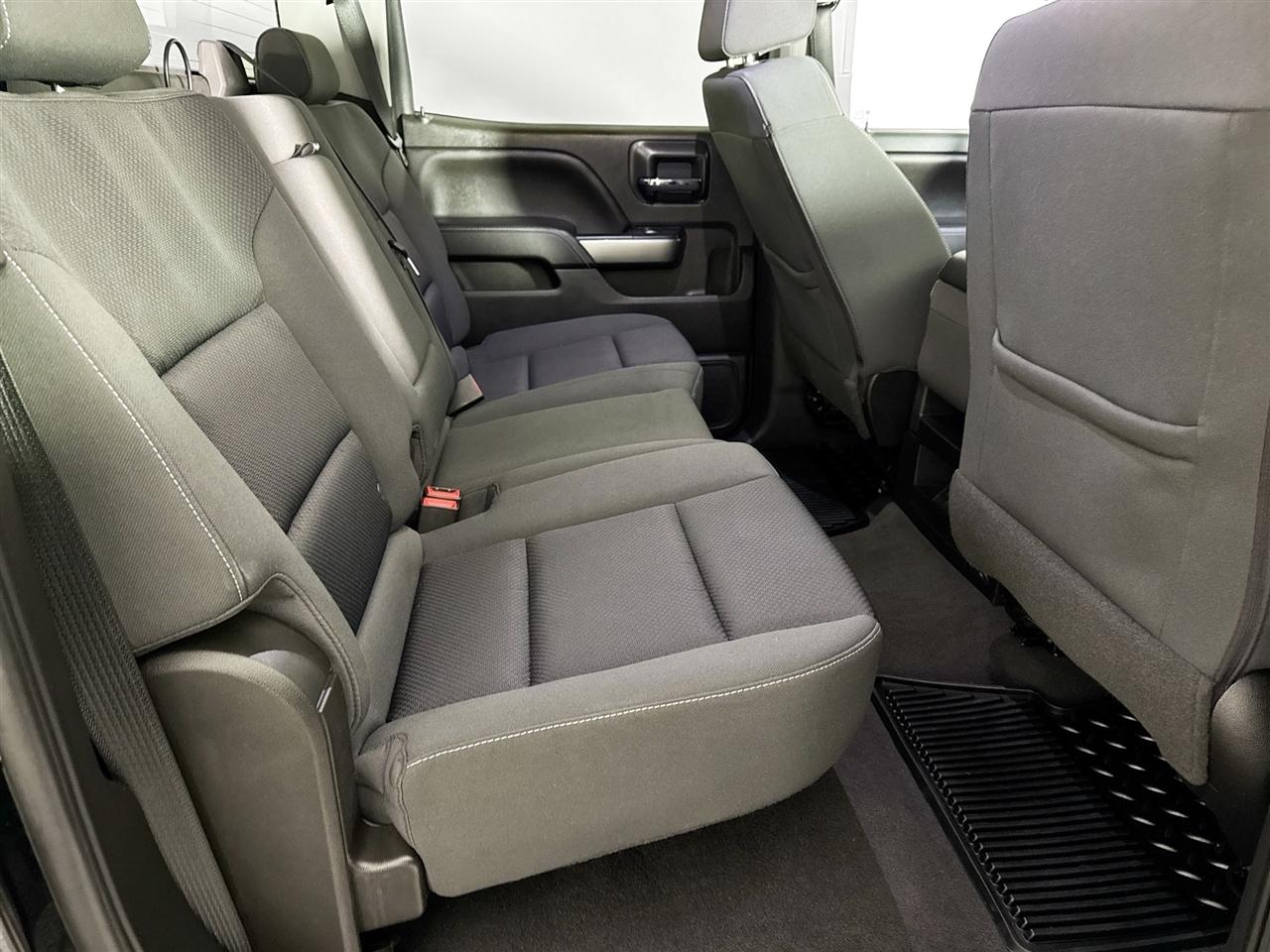 Chevrolet Silverado 1500 4WD Crew Cab 143.5" LT w/1LT 2018