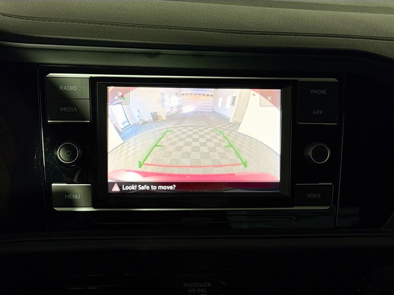 Volkswagen Jetta R-Line Auto 2021