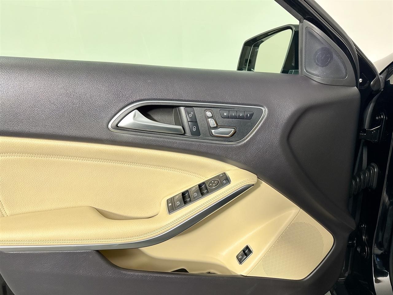 Mercedes-Benz GLA GLA 250 SUV 2019