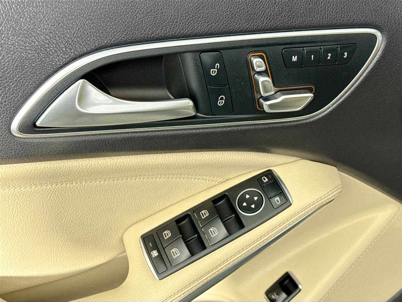 Mercedes-Benz GLA GLA 250 SUV 2019