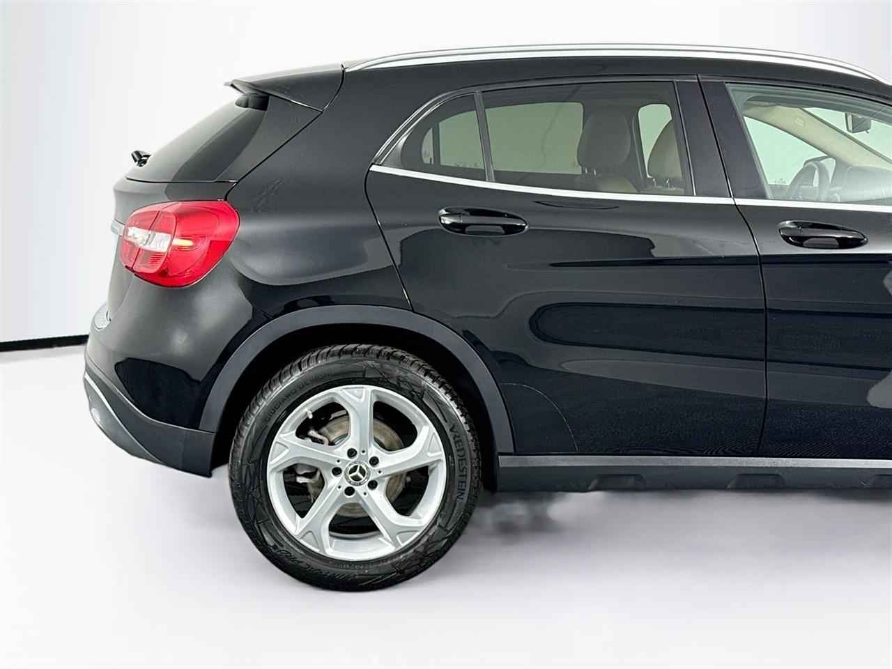 Mercedes-Benz GLA GLA 250 SUV 2019