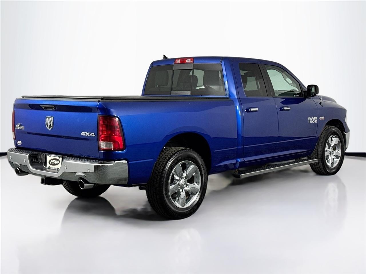 RAM 1500 Big Horn 4x4 Quad Cab 6'4" Box 2017