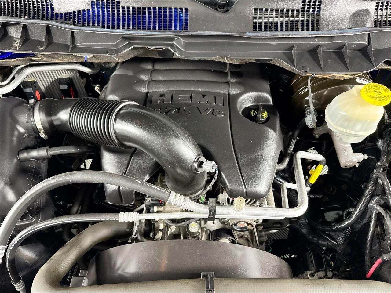 RAM 1500 Big Horn 4x4 Quad Cab 6'4" Box 2017