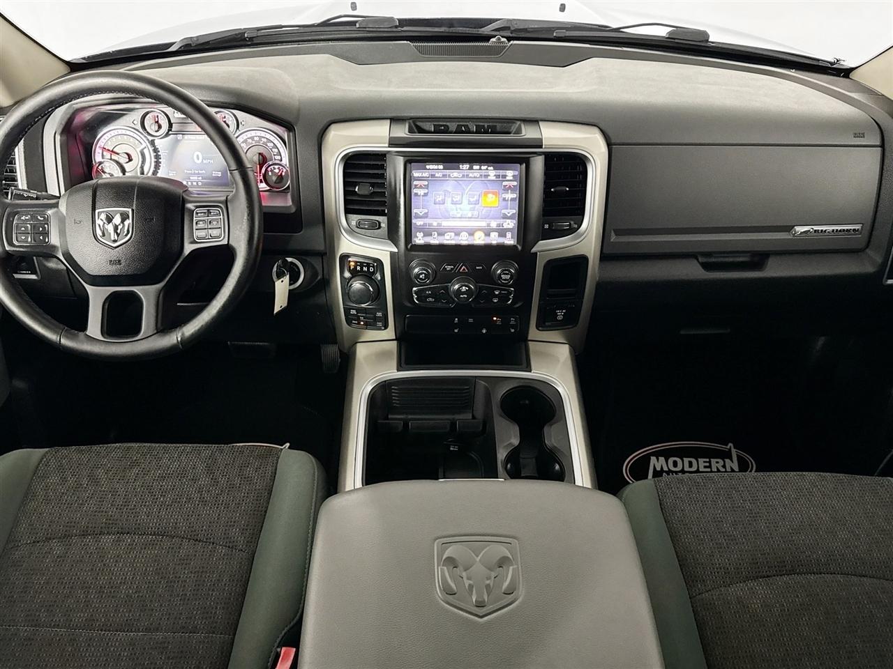 RAM 1500 Big Horn 4x4 Quad Cab 6'4" Box 2017