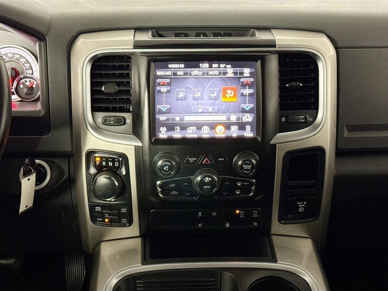 RAM 1500 Big Horn 4x4 Quad Cab 6'4" Box 2017