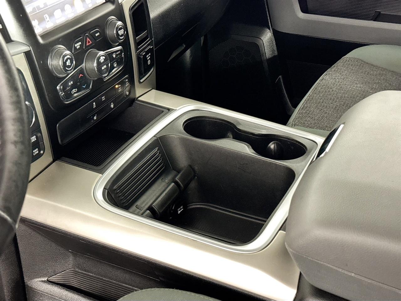 RAM 1500 Big Horn 4x4 Quad Cab 6'4" Box 2017