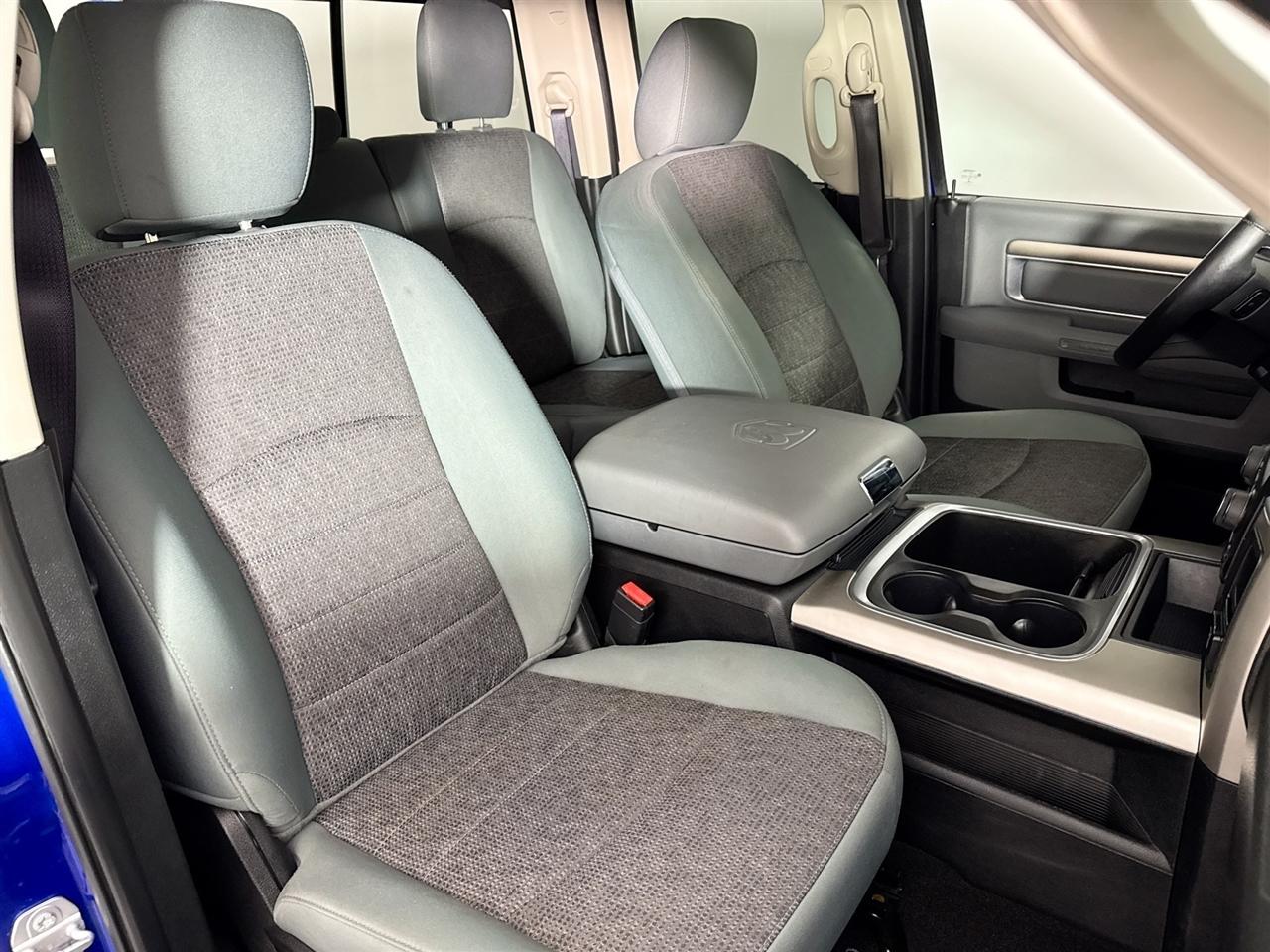 RAM 1500 Big Horn 4x4 Quad Cab 6'4" Box 2017