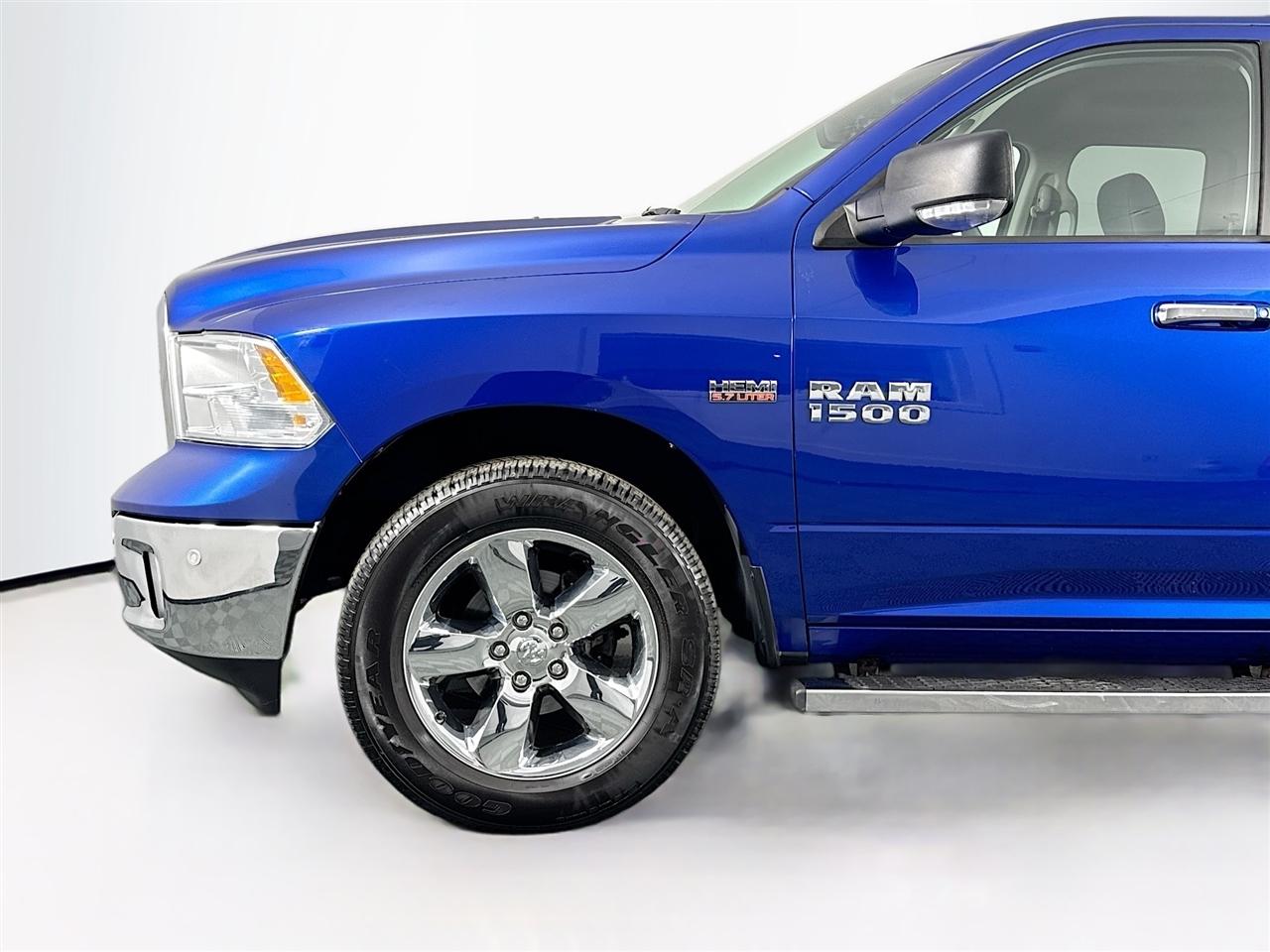 RAM 1500 Big Horn 4x4 Quad Cab 6'4" Box 2017