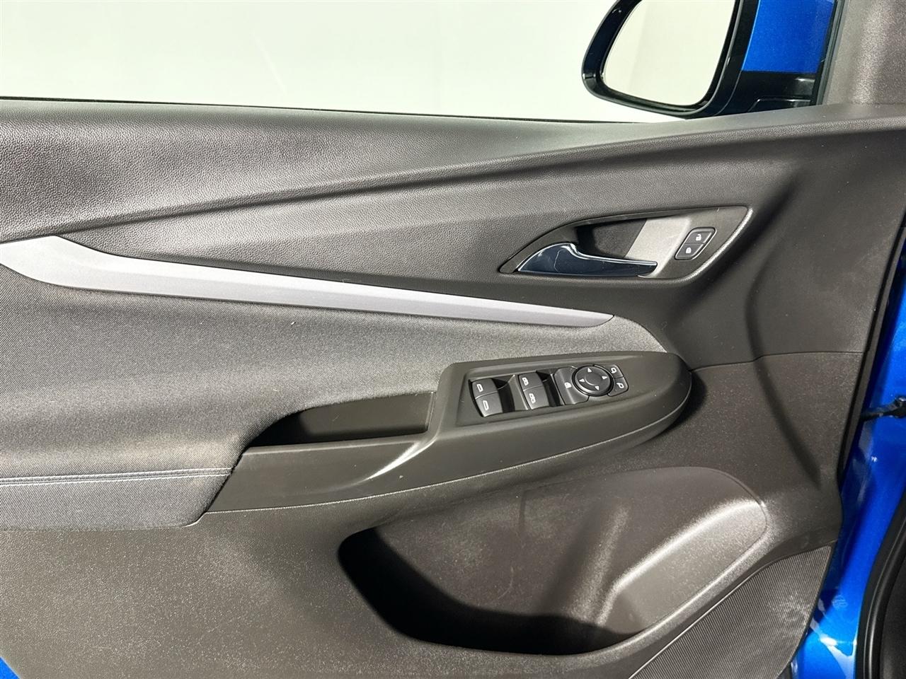 Chevrolet Bolt EUV FWD 4dr LT 2023