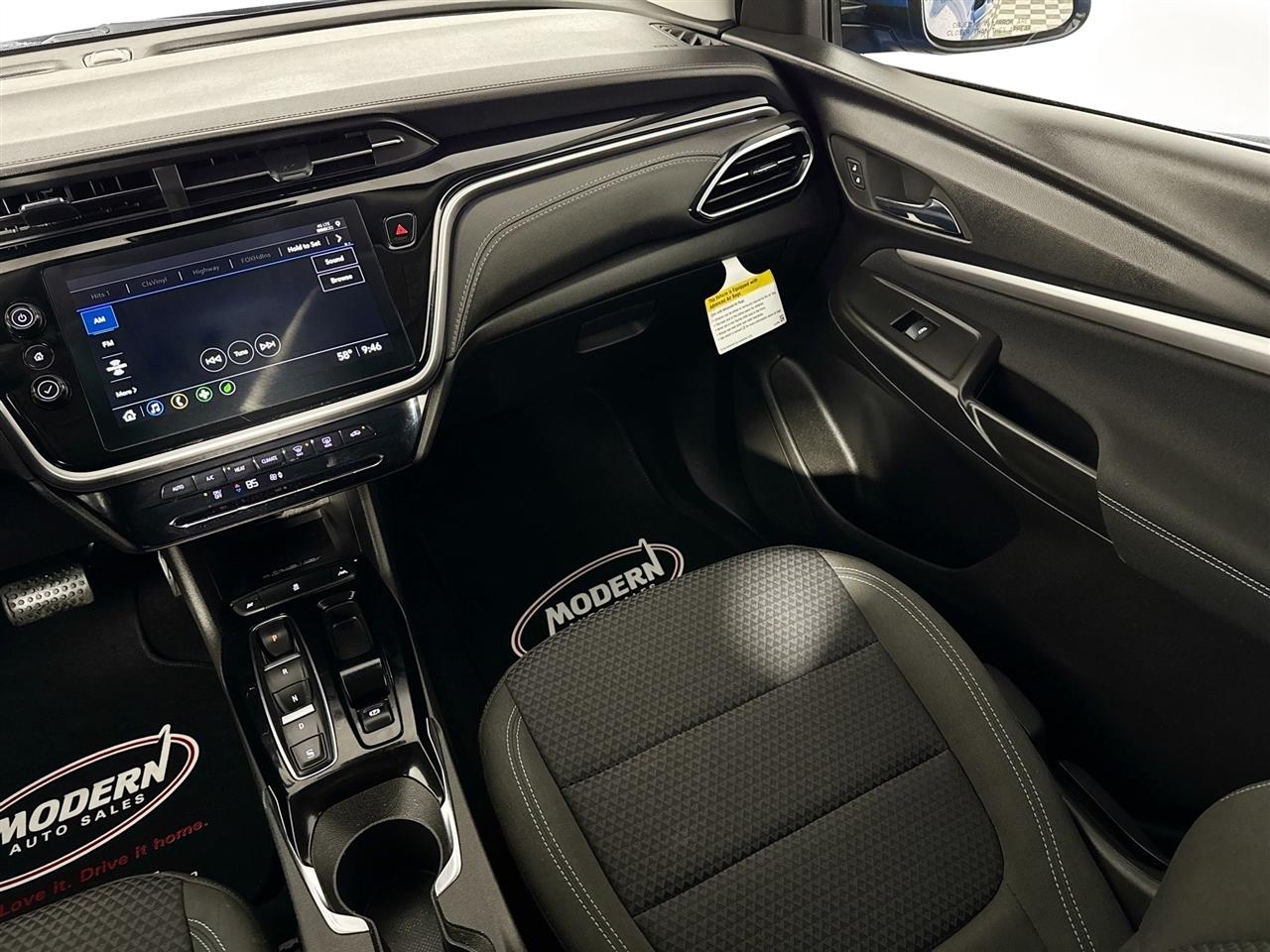 Chevrolet Bolt EUV FWD 4dr LT 2023