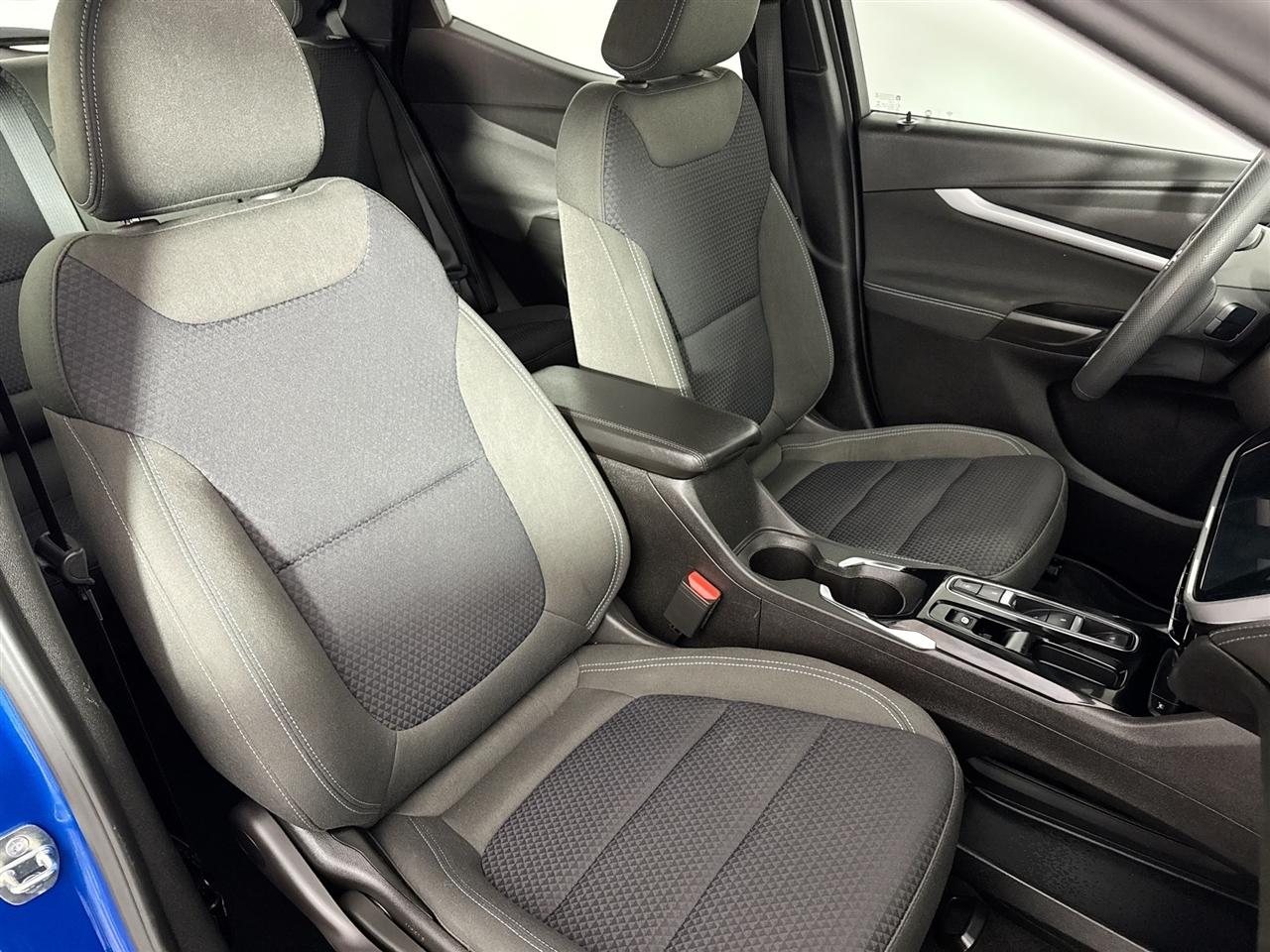 Chevrolet Bolt EUV FWD 4dr LT 2023