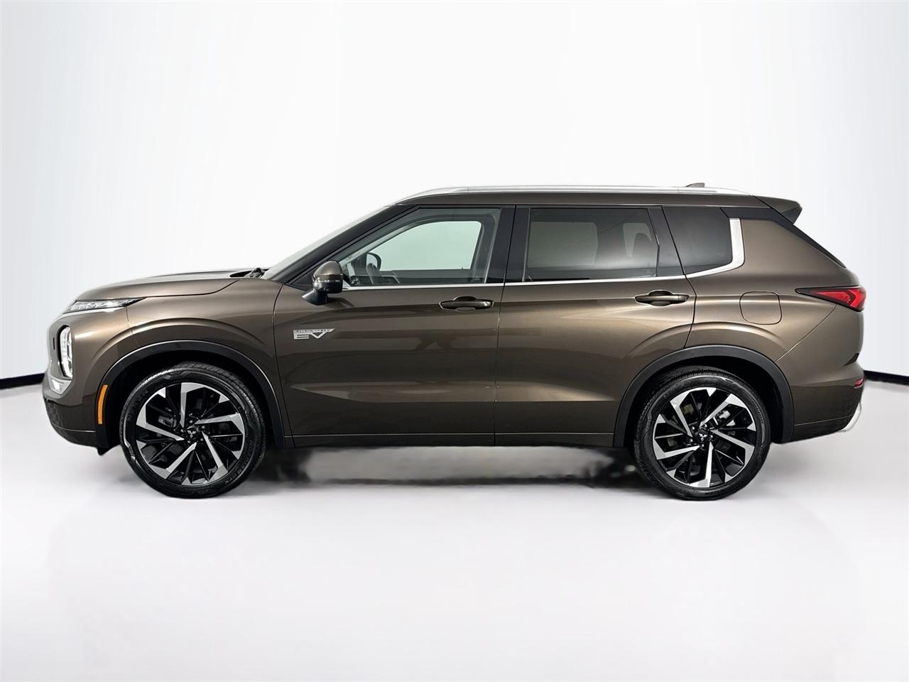 Mitsubishi Outlander PHEV 40th Anniversary S-AWC 2023