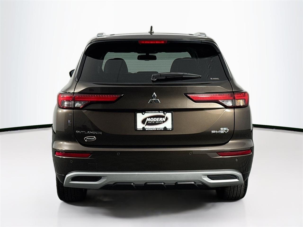 Mitsubishi Outlander PHEV 40th Anniversary S-AWC 2023