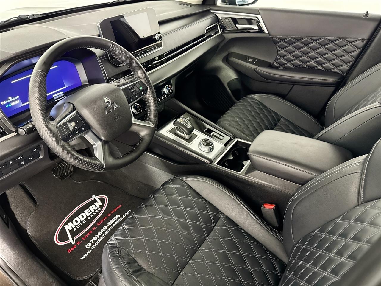 Mitsubishi Outlander PHEV 40th Anniversary S-AWC 2023