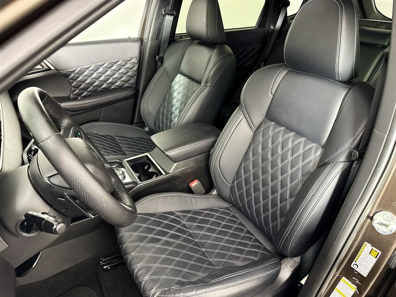 Mitsubishi Outlander PHEV 40th Anniversary S-AWC 2023