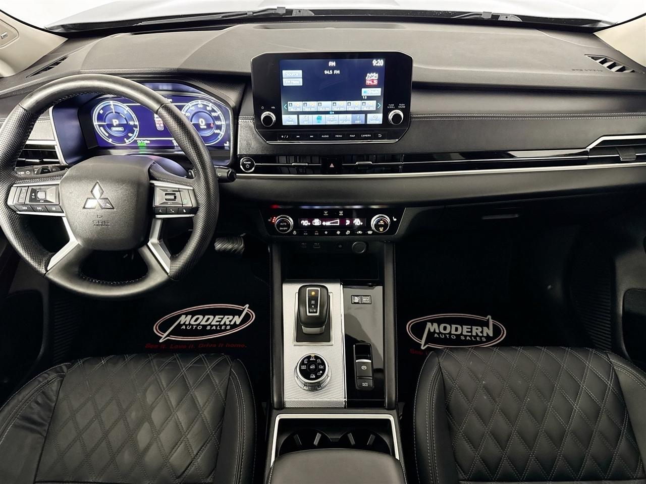 Mitsubishi Outlander PHEV 40th Anniversary S-AWC 2023