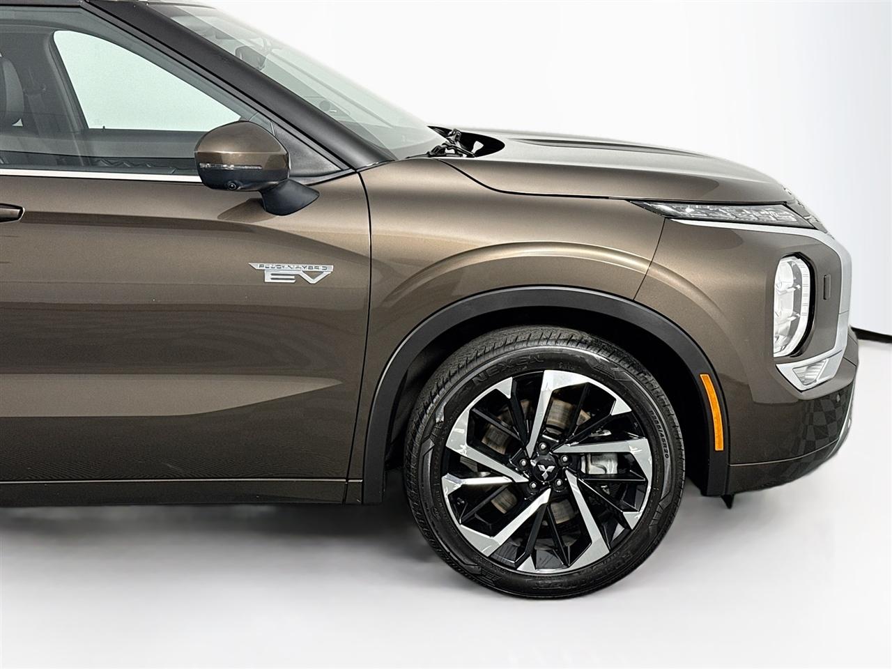 Mitsubishi Outlander PHEV 40th Anniversary S-AWC 2023