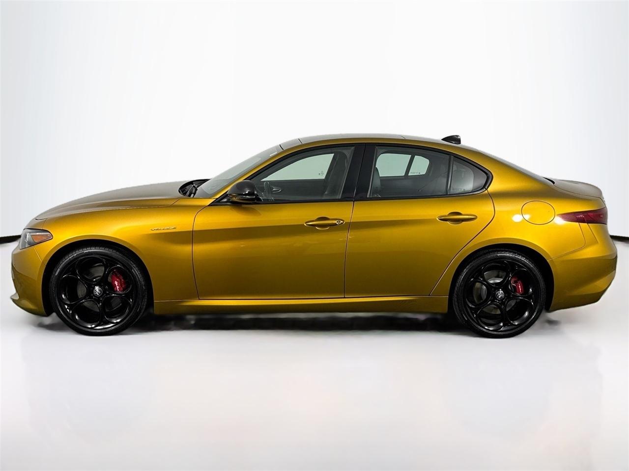 Alfa Romeo Giulia Veloce AWD 2022