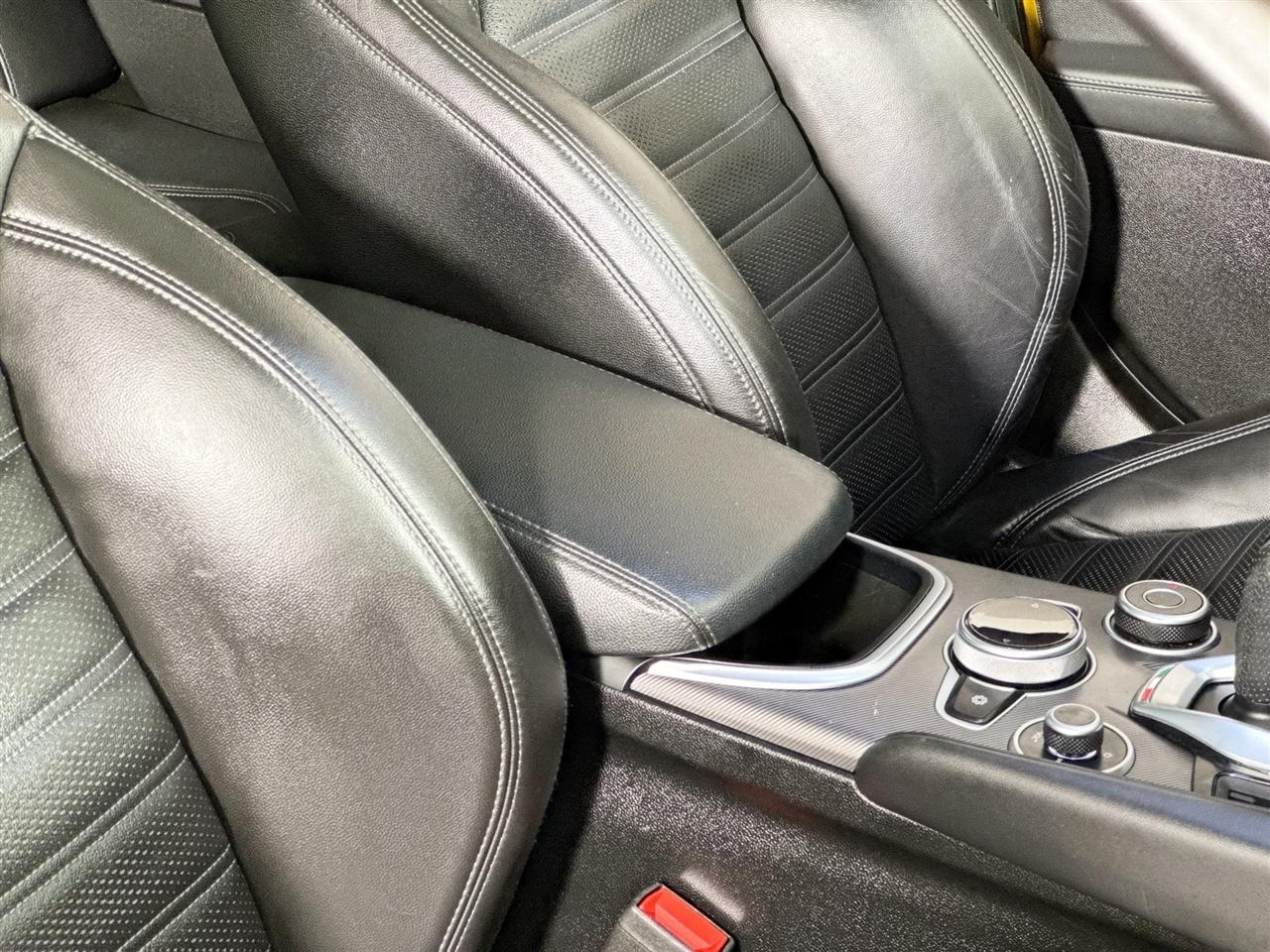 Alfa Romeo Giulia Veloce AWD 2022