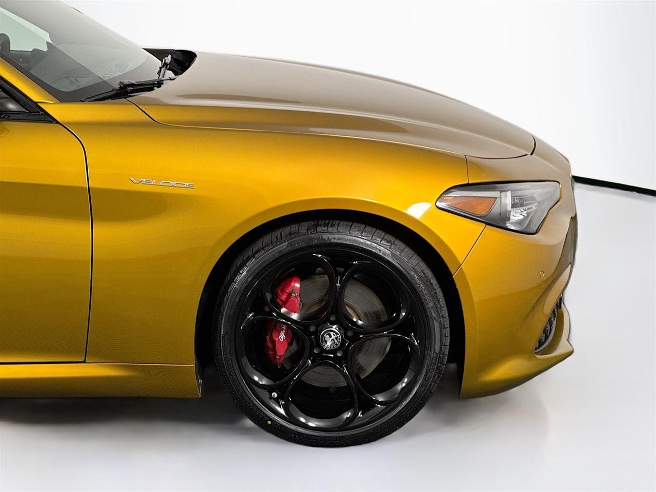 Alfa Romeo Giulia Veloce AWD 2022