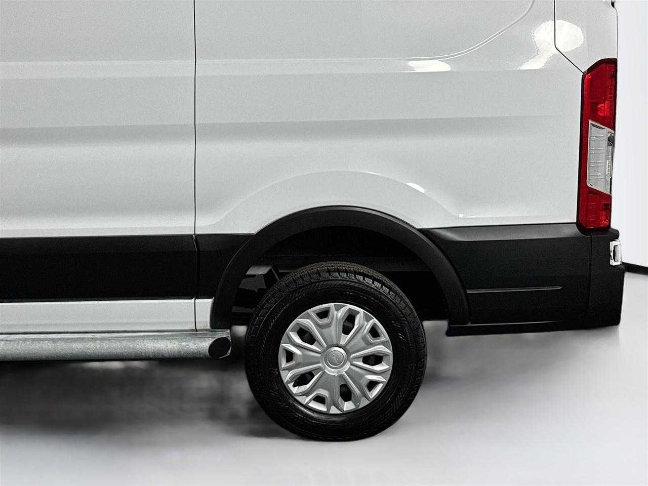 Ford Transit Cargo Van T-250 130" Low Rf 9070 GVWR RWD 2024