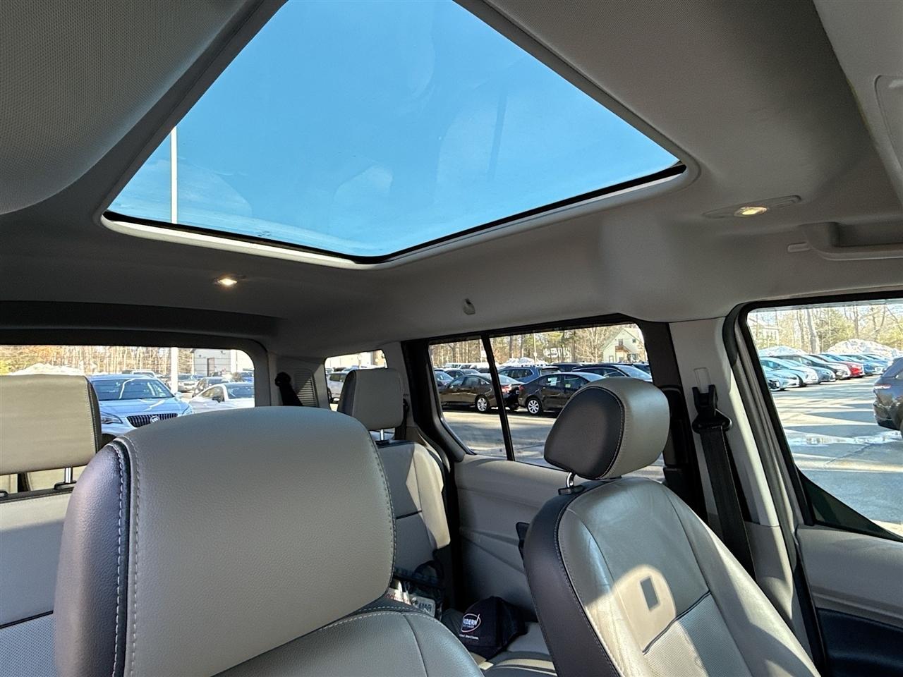 Ford Transit Connect Wagon 4dr Wgn LWB Titanium w/Rear Liftgate 2016