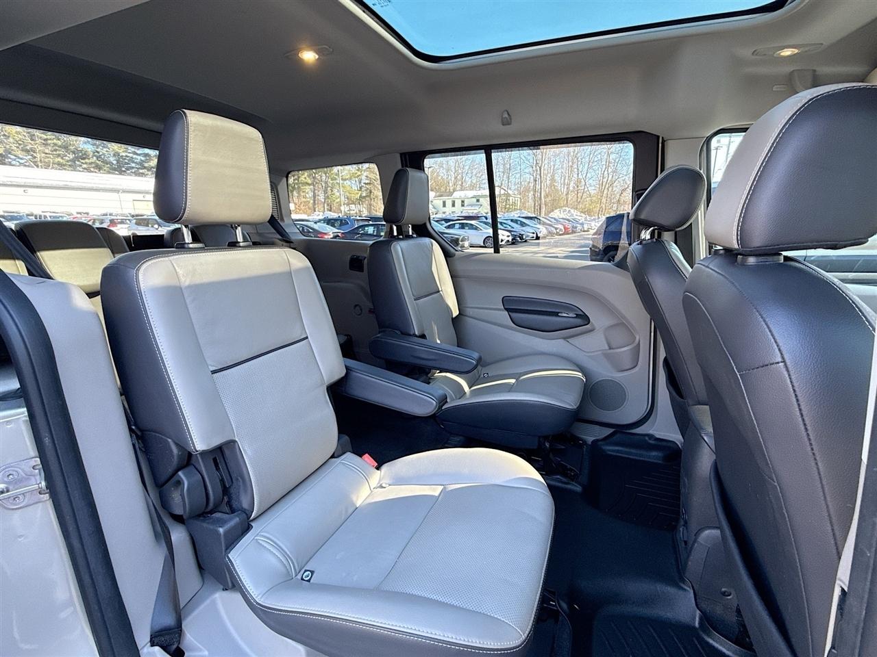 Ford Transit Connect Wagon 4dr Wgn LWB Titanium w/Rear Liftgate 2016