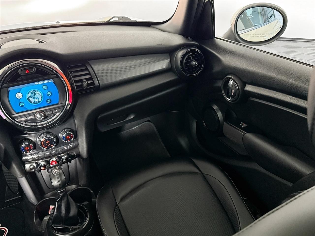 MINI Hardtop 4 Door Oxford Edition FWD 2019