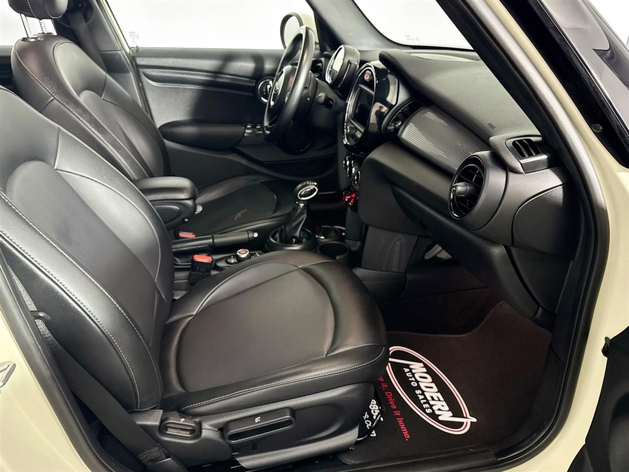 MINI Hardtop 4 Door Oxford Edition FWD 2019