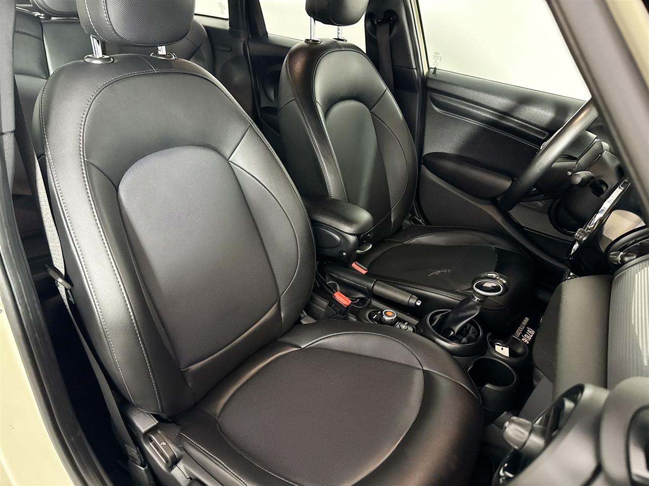 MINI Hardtop 4 Door Oxford Edition FWD 2019