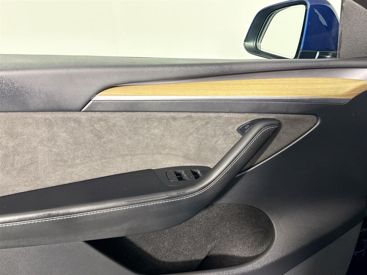 Tesla Model Y Long Range AWD 2023