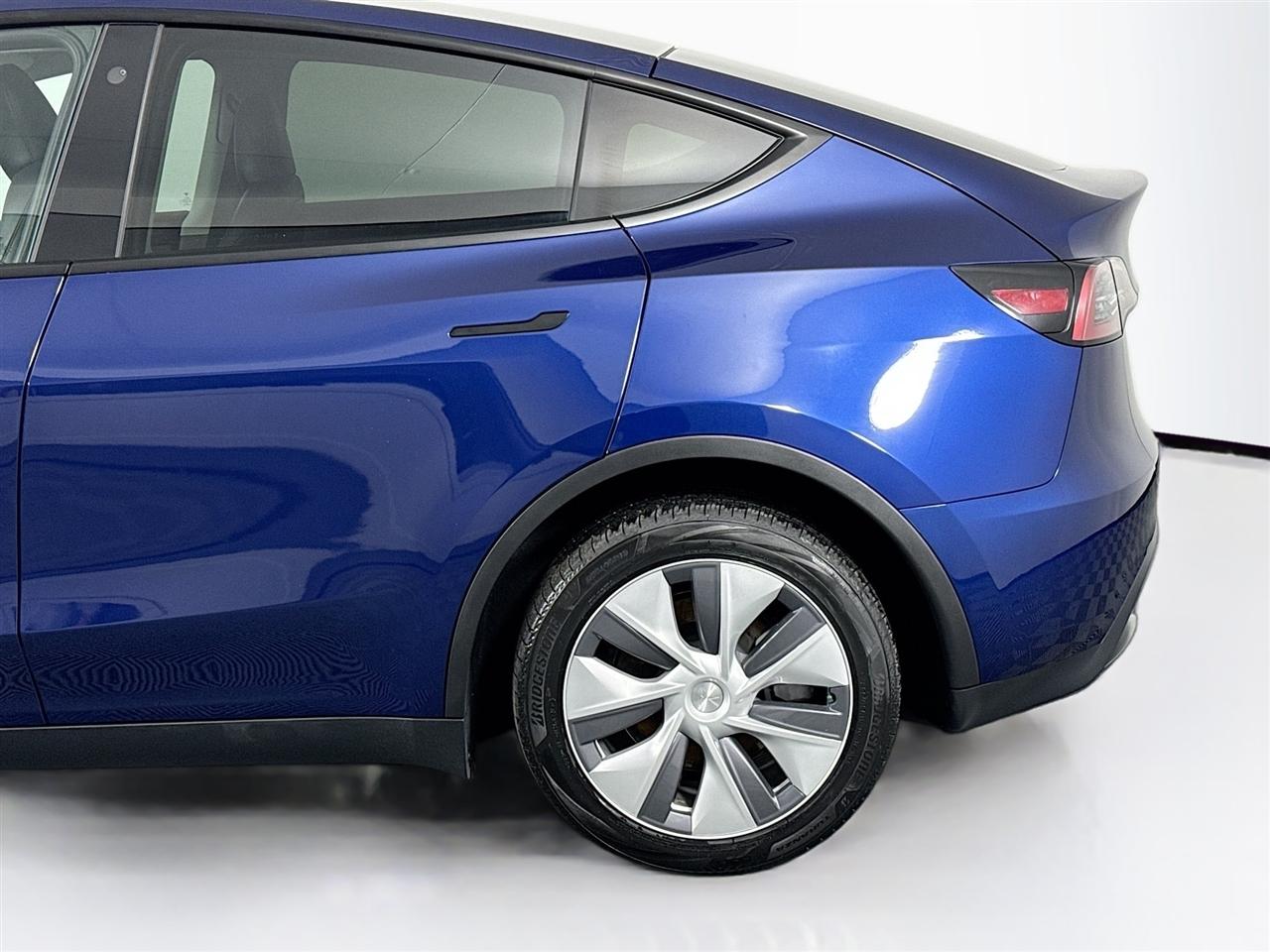 Tesla Model Y Long Range AWD 2023