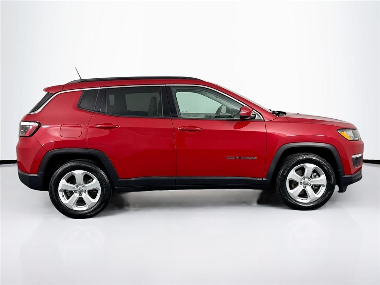 Jeep Compass Latitude FWD 2021