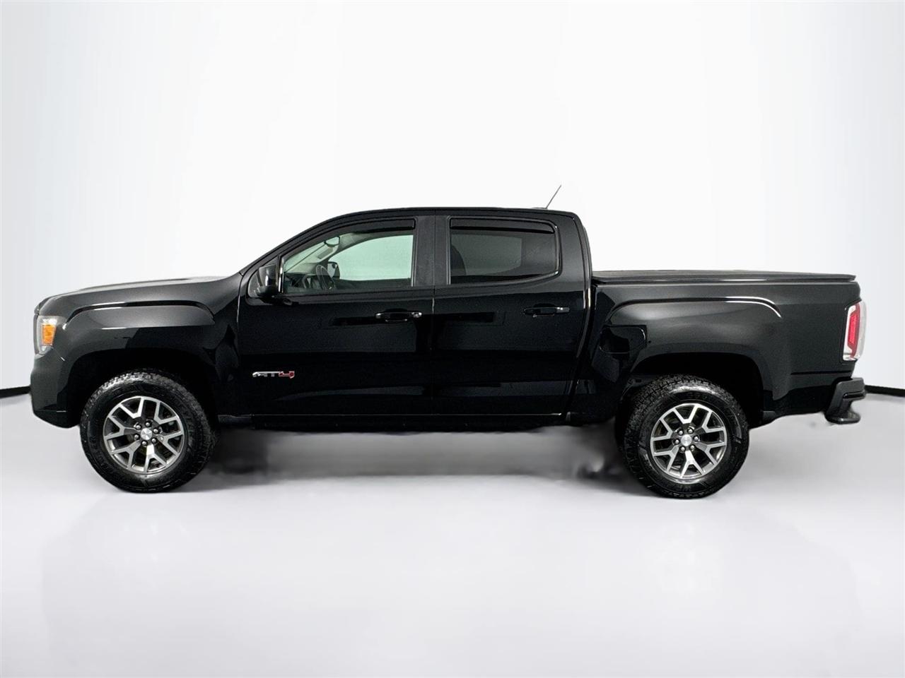 GMC Canyon 4WD Crew Cab 128" AT4 w/Leather 2021