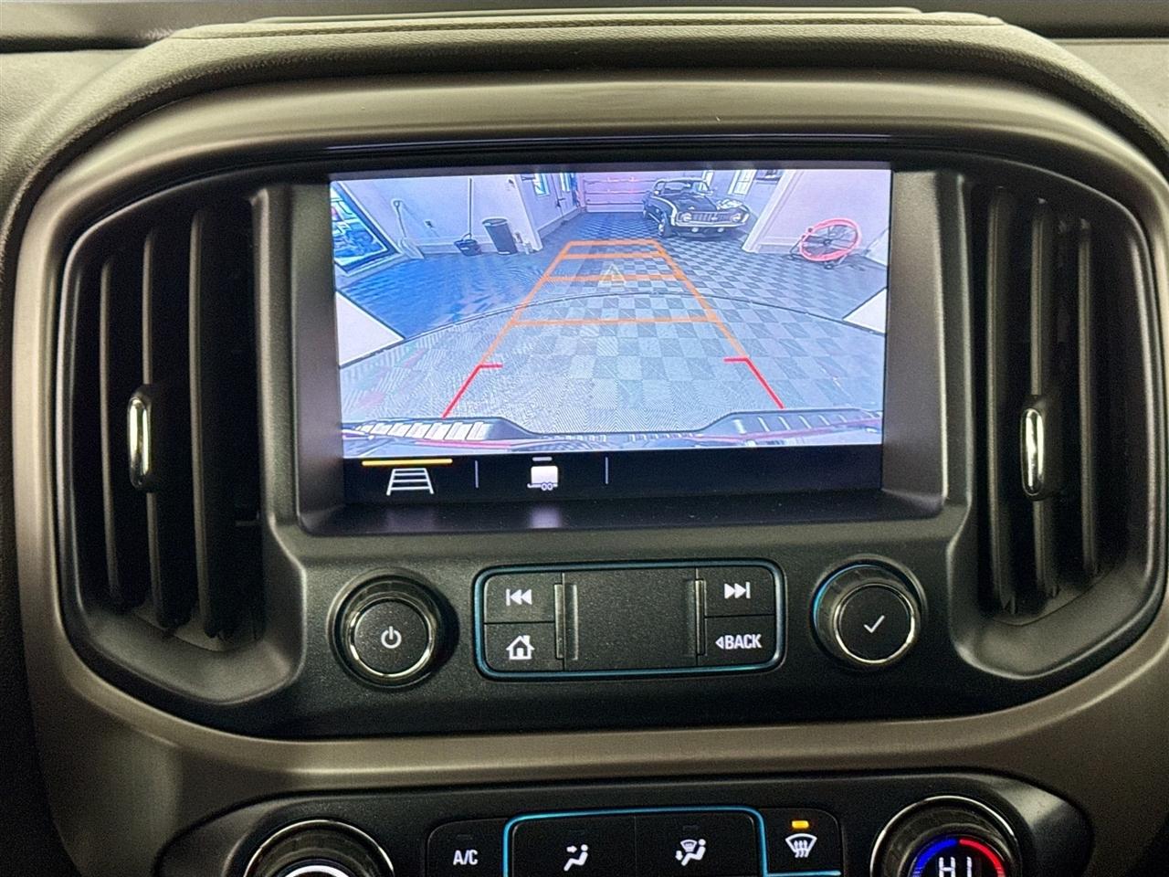 GMC Canyon 4WD Crew Cab 128" AT4 w/Leather 2021