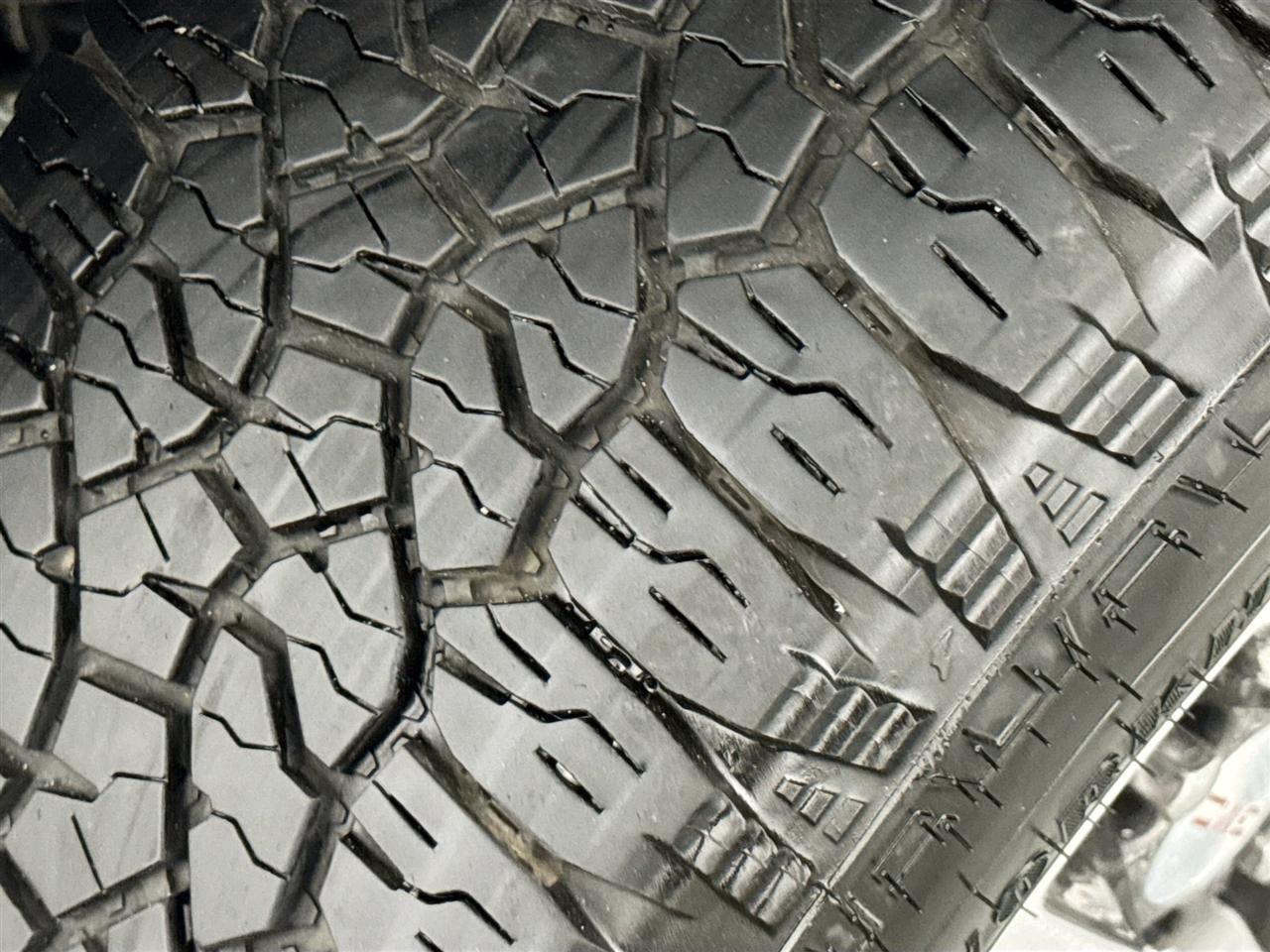 GMC Canyon 4WD Crew Cab 128" AT4 w/Leather 2021